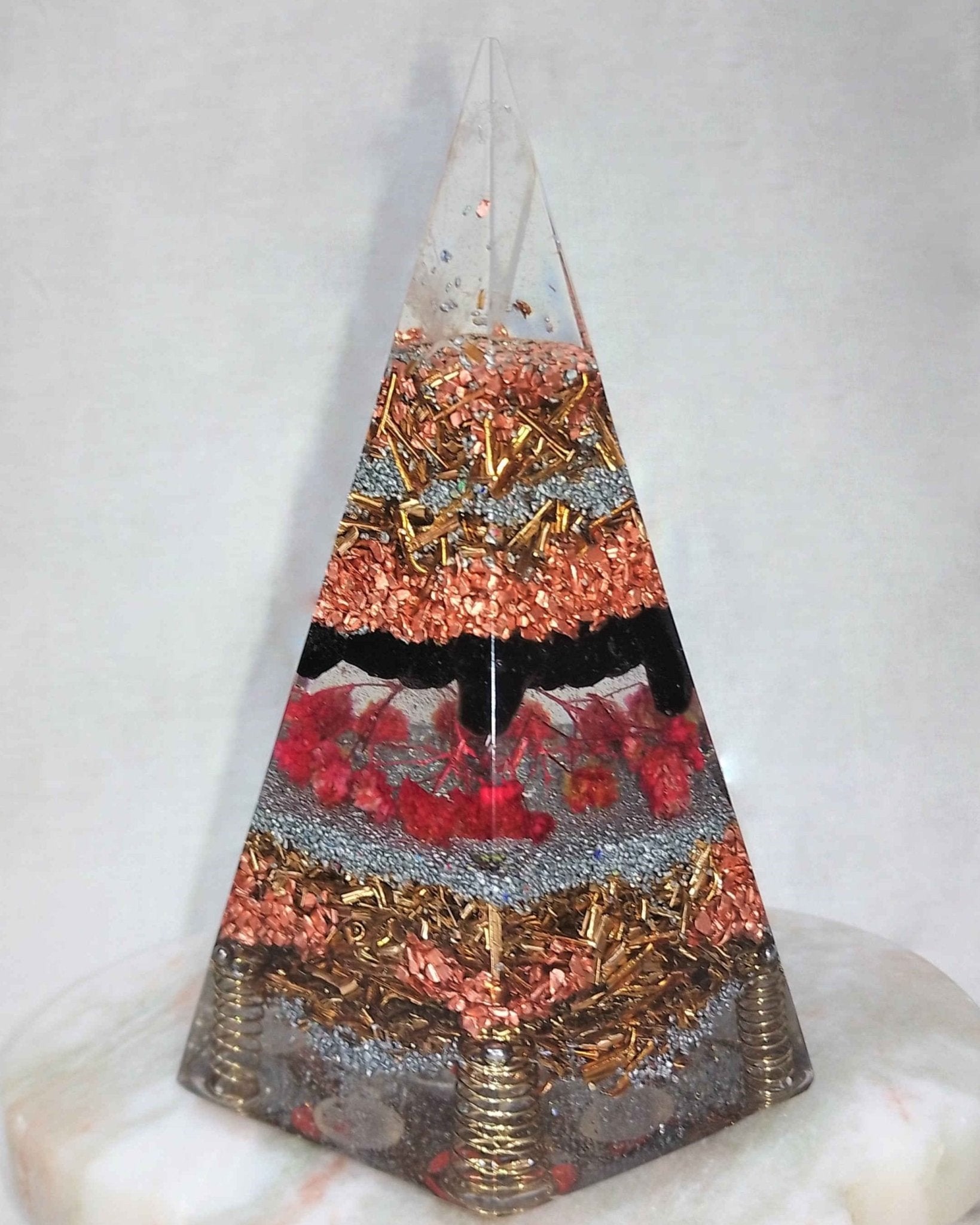 ORGON PYRAMIDE "Dinamisador" - Sorina M. Grigore | art + design